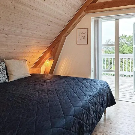 Vakantiehuis Two-bedroom Holiday In 6 Blåvand